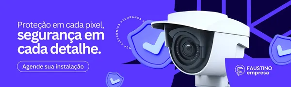 Banner horizontal azul e branco com uma câmera de segurança branca em destaque. O texto 'Proteção em cada pixel, segurança em cada detalhe' e um botão 'Agende sua instalação' estão presentes, com ícones de escudo e o logo da Faustino Empresa.