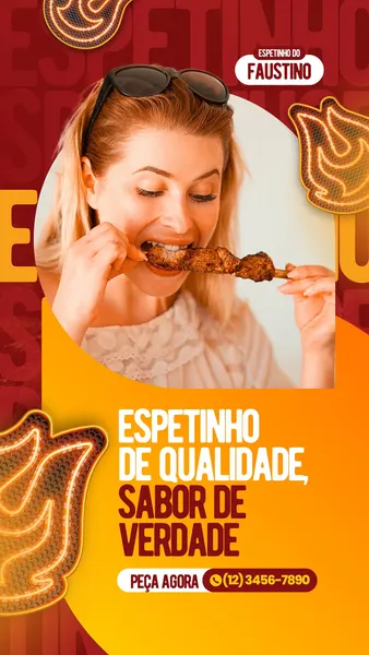Mulher loira com óculos escuros comendo um espetinho suculento. O fundo tem um gradiente de laranja e amarelo com elementos gráficos de fogo e o texto 'Espetinho de Qualidade, Sabor de Verdade' e um botão 'Peça Agora' com um número de telefone.